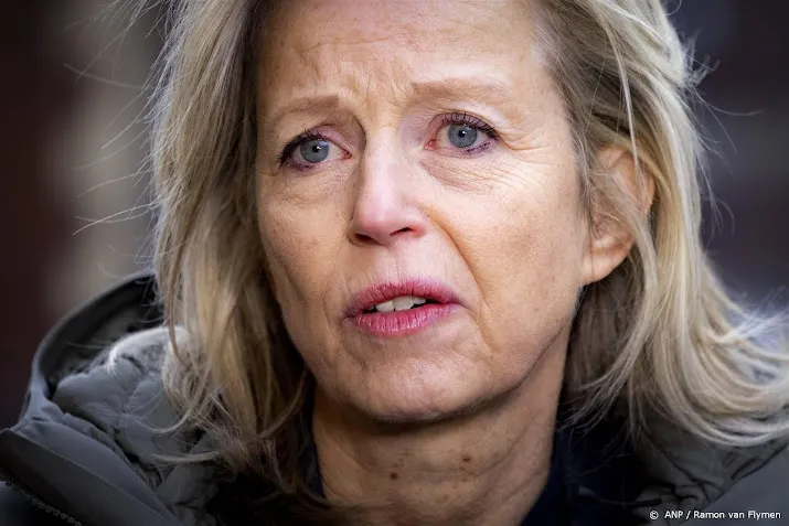ollongren zorgen in het buitenland over winst pvv en oekraine