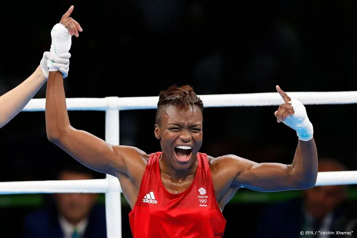 olympisch bokskampioene adams stopt