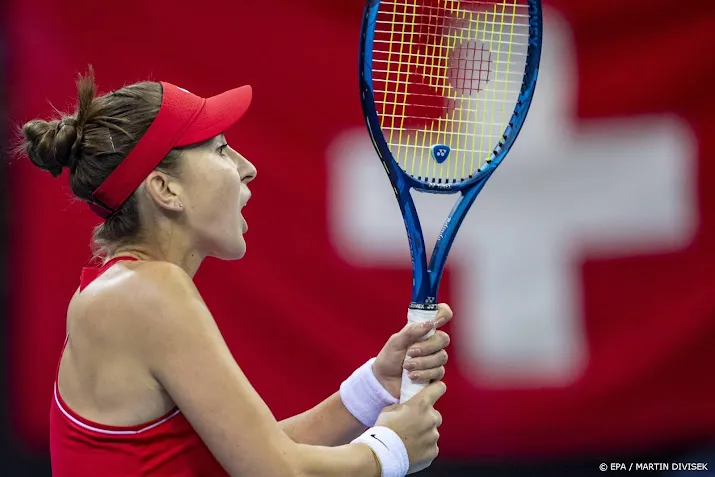 olympisch tenniskampioene bencic net als nadal positief op corona