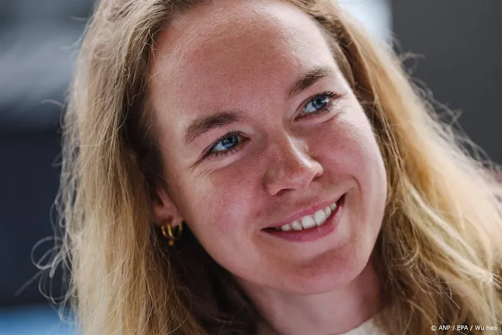 olympisch wielerkampioene van der breggen keert in 2025 terug