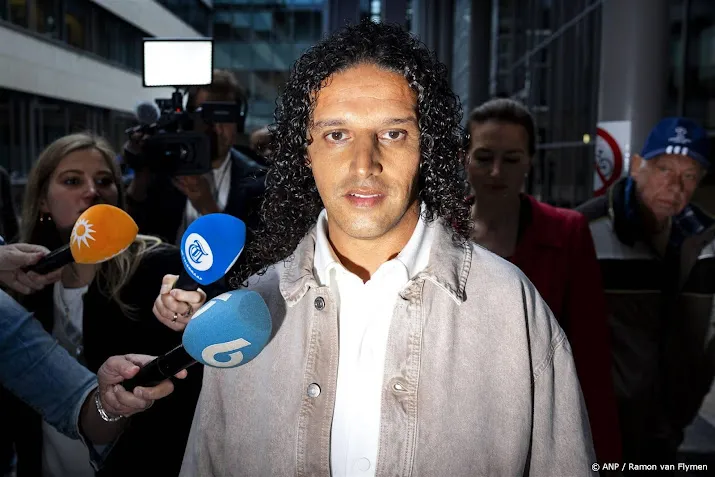 om eist drie jaar cel in zedenzaak tegen ali b