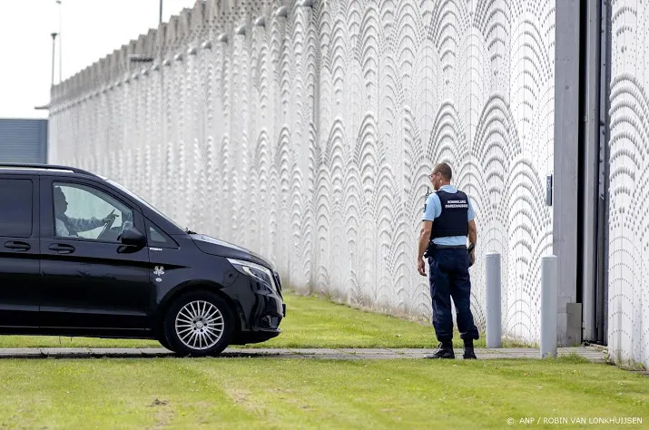 om eist levenslang tegen verdachten moord advocaat wiersum