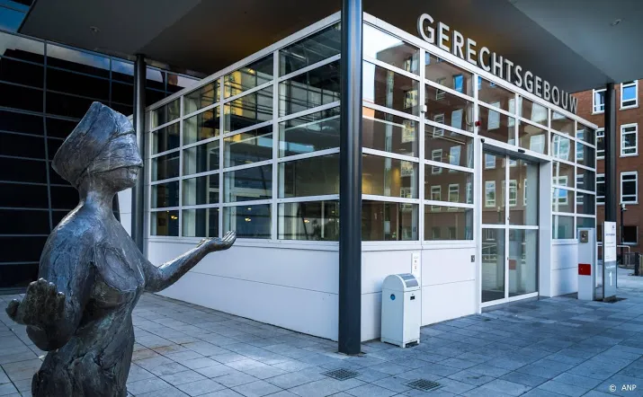 om eist straffen tot 18 maanden voor fatale pedojacht arnhem