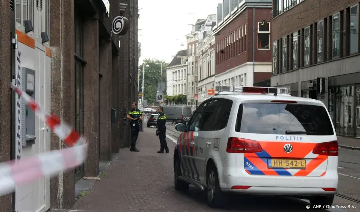 om geeft naam vermoedelijke schutter vrij