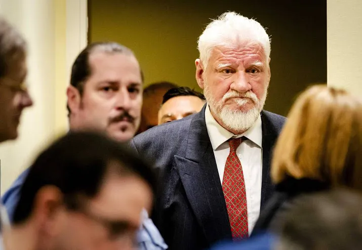 om geen strafbare feiten zelfdoding praljak