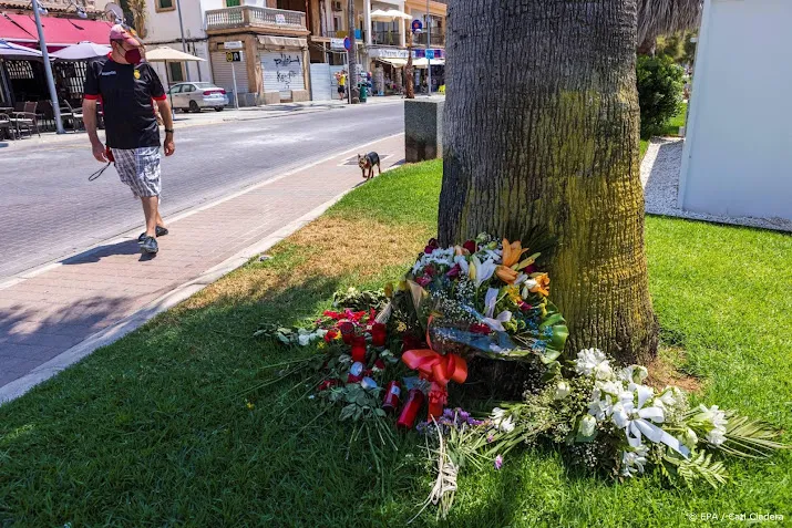 om neemt onderzoek naar dodelijke mishandeling op mallorca over