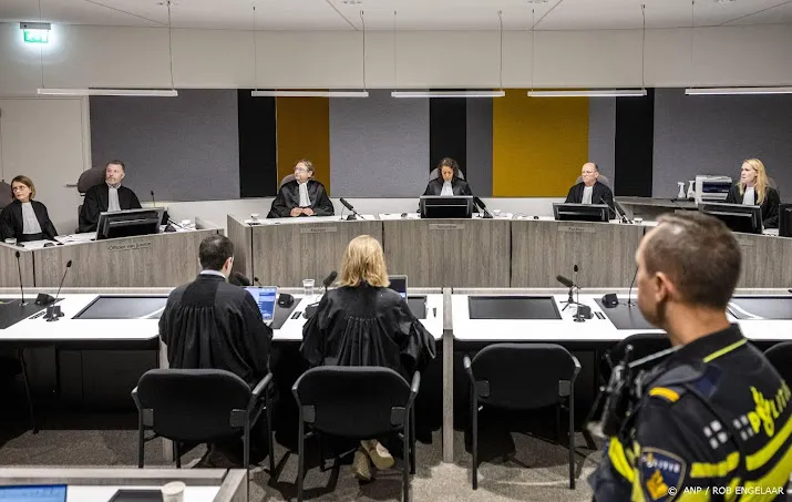 om nog niet duidelijk of vermoorde gino in woning verdachte was