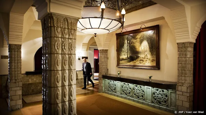 om onderzoekt sloop monumentaal interieur groote museum in artis