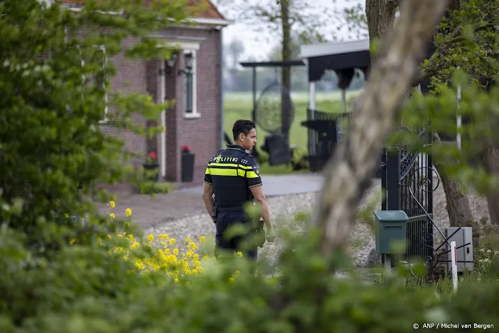 om overvallers amsterdam noord schoten wel op politie