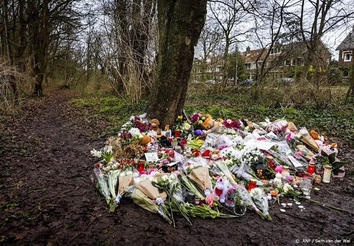 om verdachte moord op esmee wurgde en verplaatste haar