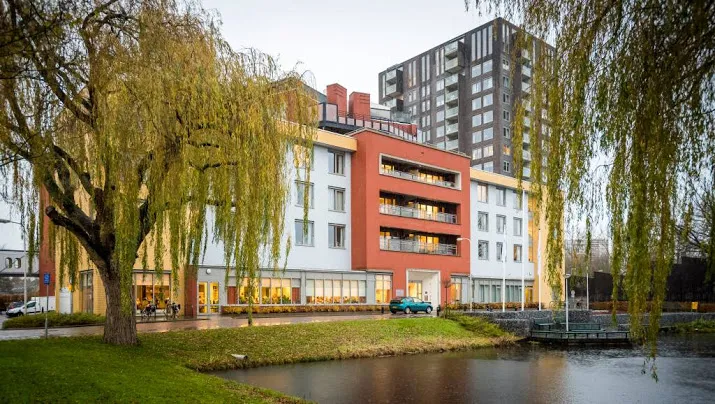 om vervolgt 10 zaken insulinemoorden