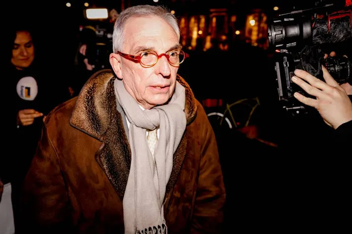 om wil geld terugzien van jos van rey