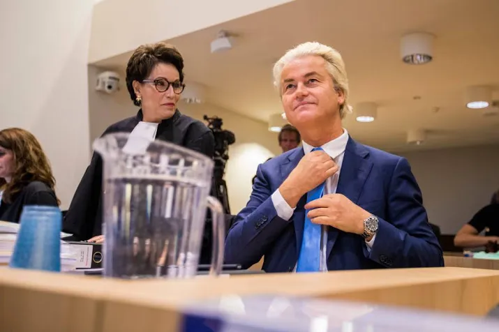om ziet geen heil in uitstel wilders proces