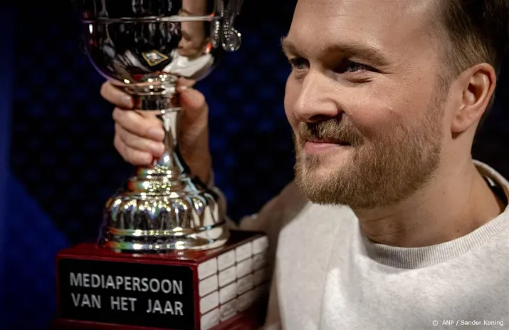 ombudsman npo na klacht over lubach satire is geen journalistiek