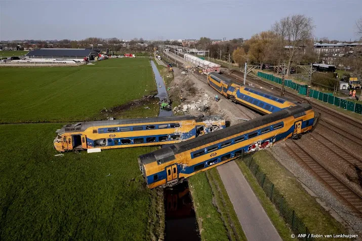 omgekomen bam medewerker bij treinbotsing is man 65 uit beringe