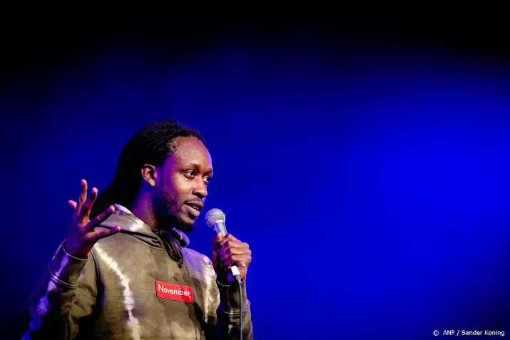 omroep zwart van akwasi heeft na maand bijna 20 000 leden
