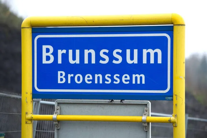 omstreden wethouder brunssum overleeft debat