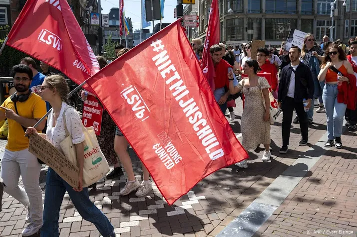 omtzigt en linkse partijen willen lagere rente op studieleningen