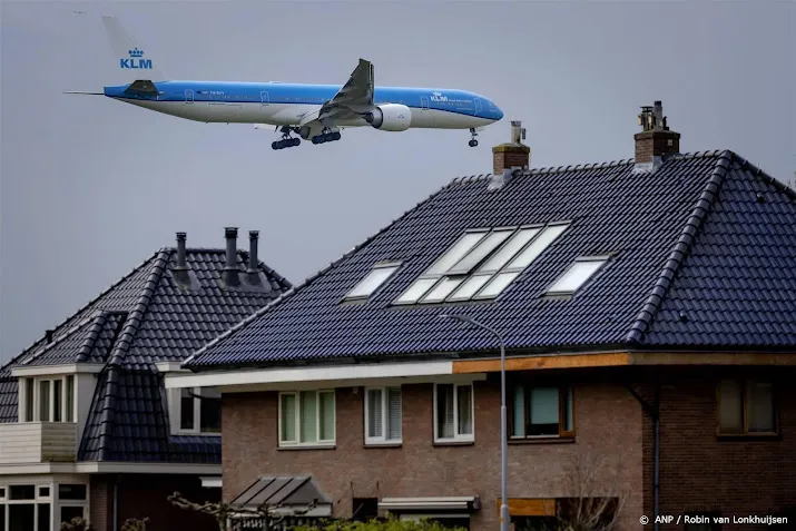 omwonenden samen met staat in hoger beroep om krimp schiphol