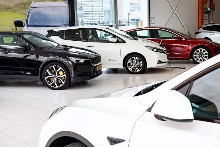 omzet auto en motorbranche minder hard gestegen