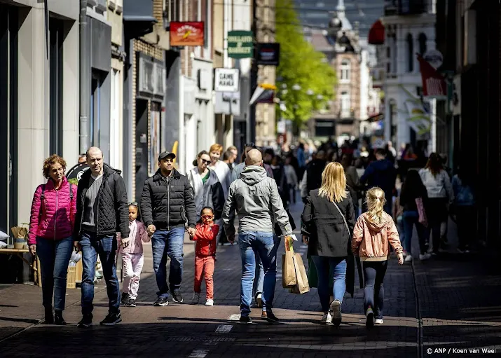 omzet detailhandel stijgt bijna 5 procent