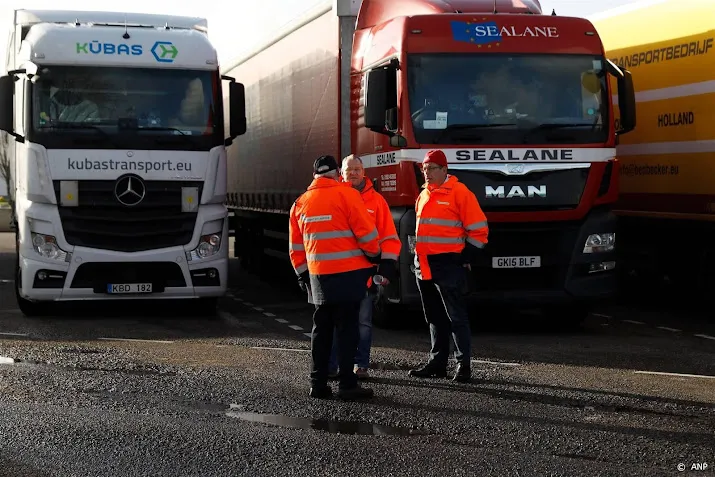 omzet transportsector daalt voor het eerst in twee jaar
