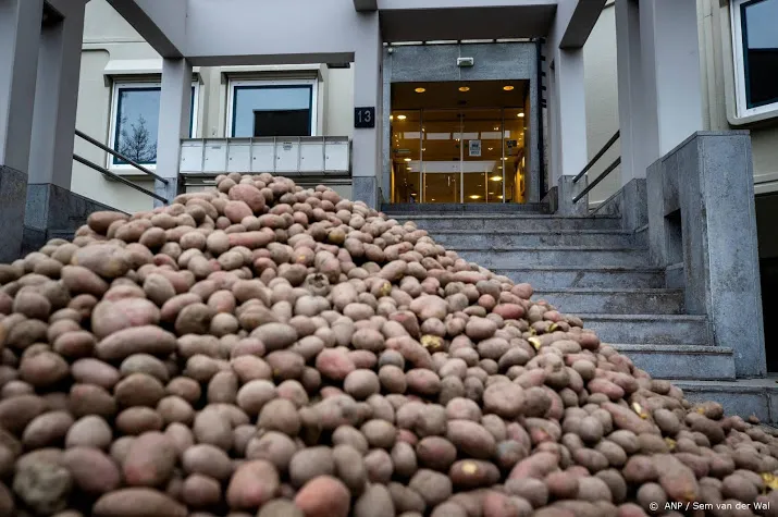 ondanks constructief overleg aardappelenberg voor cbl kantoor