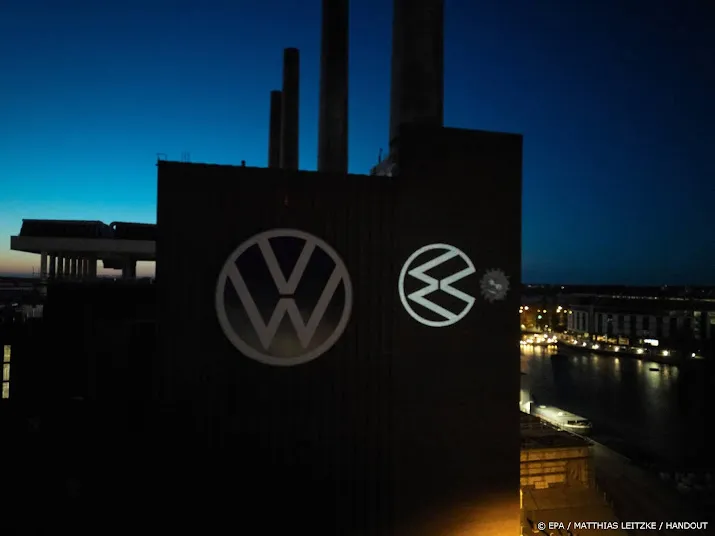 onderdelentekort door oekraine raakt volkswagen en bmw