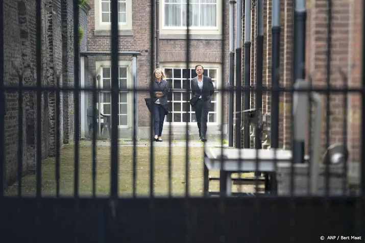 onderhandelen met oude coalitie ligt op tafel