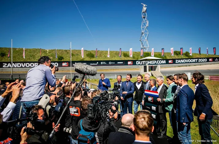 ondernemers vieren feest om formule 1