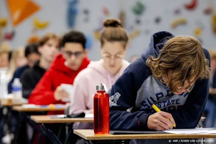 onderwijsbonden hebben grote bedenkingen bij examenregeling