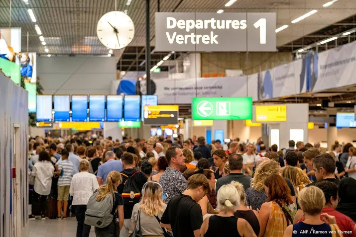 onderzoek naar claims om tankstoring schiphol