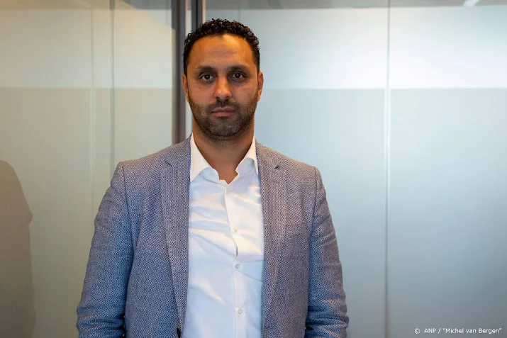 onderzoek naar mogelijk lekken door advocaat aan taghi
