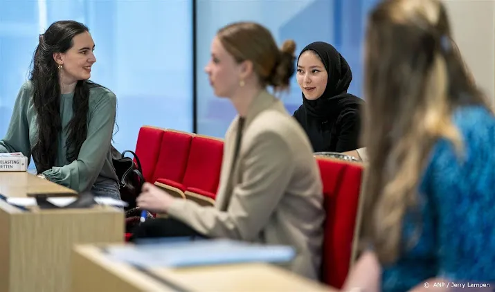 onderzoek studenten ervaren veel stress en voelen weinig steun