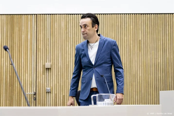 onderzoeker buijs blijft op non actief verliest zaak tegen uva