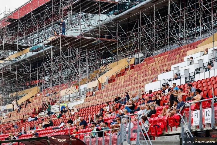 onderzoeksraad presenteert rapport instorten dak az stadion