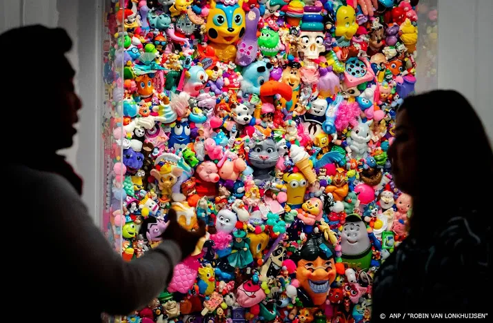 ongeveer 40 000 mensen naar kunstbeurs pan