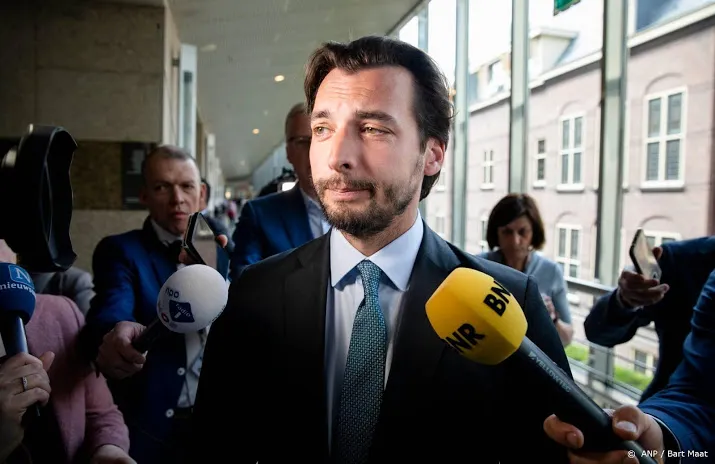 onrust bij fvd houdt aan baudet niet in kamer