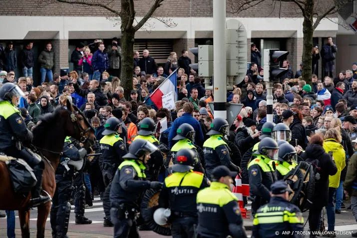 onrustig protest van boeren in den haag
