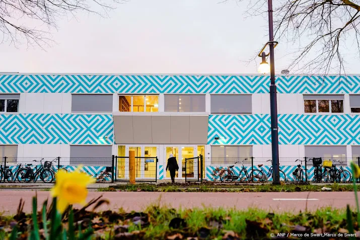 ontslag bestuurders haga lyceum blijft bij gerechtshof in stand