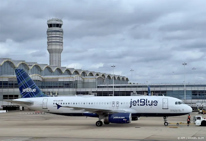 onzekerheid blijft nog even over landingsrechten jetblue