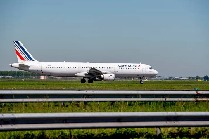 ook air france vliegt niet meer op teheran
