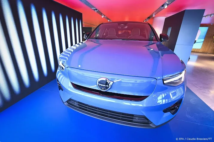 ook autobouwer volvo cars kijkt naar fossielvrij staal