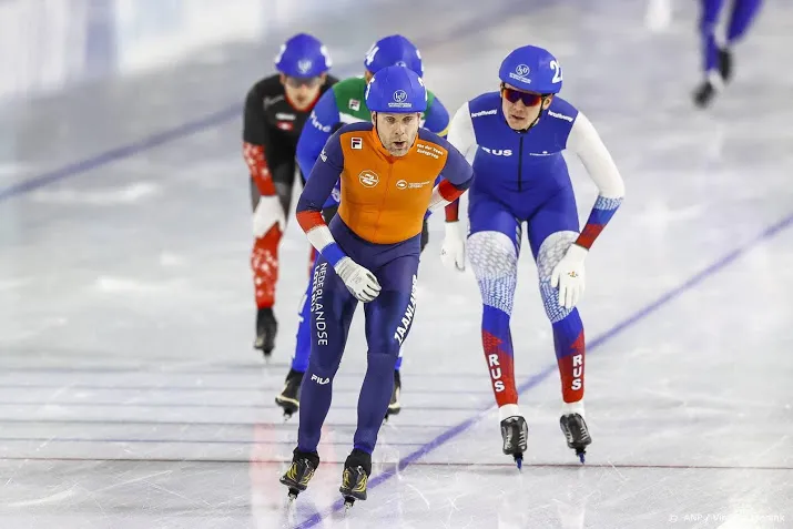 ook bergsma en stroetinga naar wk finale massastart in thialf
