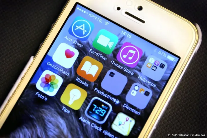 ook britse toezichthouder opent onderzoek naar apples app store