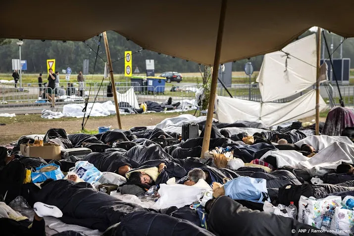 ook buitenlandse media berichten over onmenselijke asielcrisis