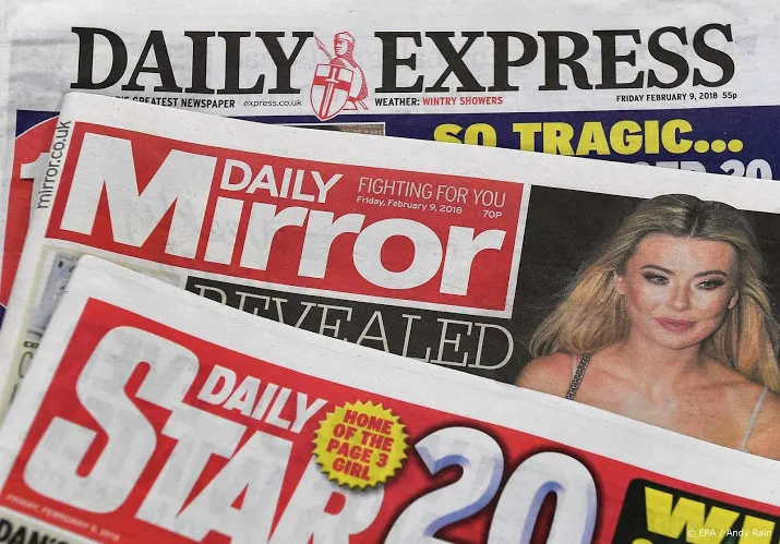 ook daily star stopt met bloot op pagina 3