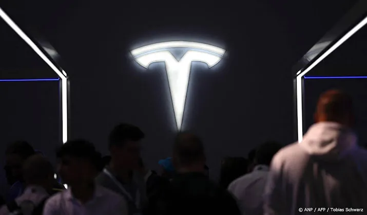 ook directeur personeelszaken tesla opgestapt zeggen bronnen