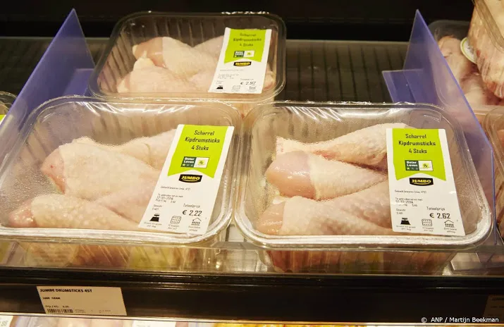 ook huismerk van supermarktketen jumbo stapt over op scharrelkip