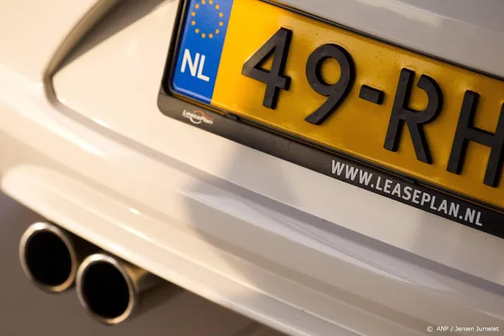 ook in november minder bedrijfswagens op kenteken gezet in europa